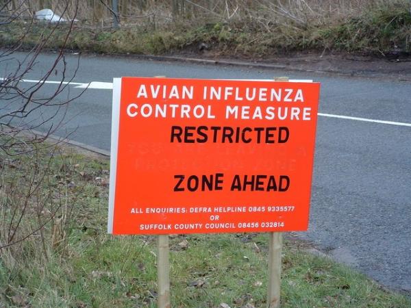 Sign warning about presence of avian flu